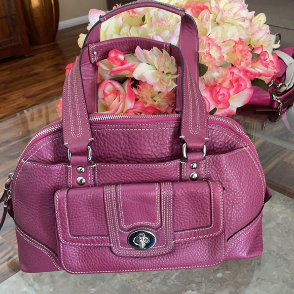 Coach Satchel - Picture 1 of 16